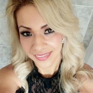 Meet your Posher, Mayra